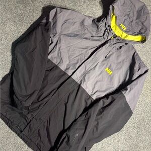 (L) Men’s Helly Hansen Grey & Black Hooded Rain Shell with Yellow Accents